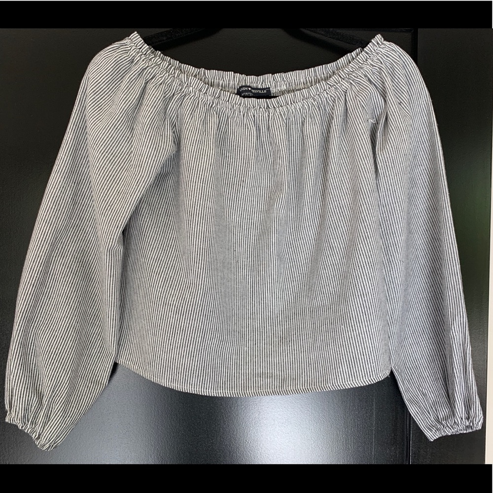 Brandy Melville Shirt